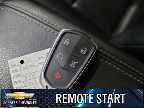 Used 2021 Cadillac XT4 Luxury w/ Driver Awareness Package image 11