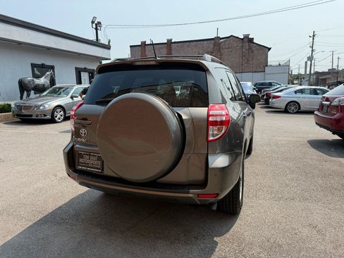 Used 2012 Toyota RAV4 FWD w/ Value Pkg image 4