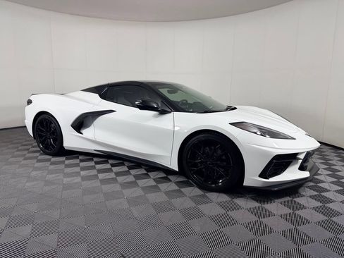 Used 2025 Chevrolet Corvette Stingray Preferred Conv w/ 2LT RWD image 5