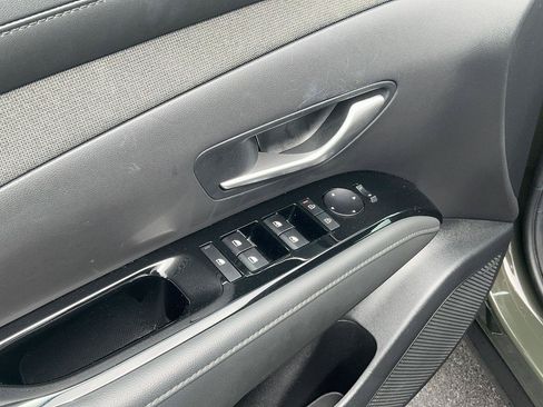Certified 2025 Hyundai Santa Cruz Limited AWD/4WD image 16