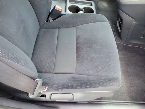 Used 2010 Honda CR-V EX image 19