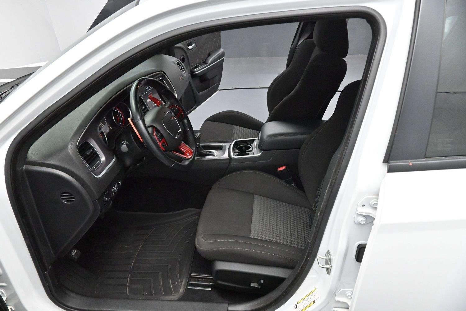 Used 2022 Dodge Charger Scat Pack RWD image 11