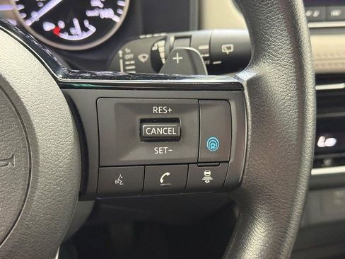Used 2023 Nissan Rogue SV AWD/4WD image 26