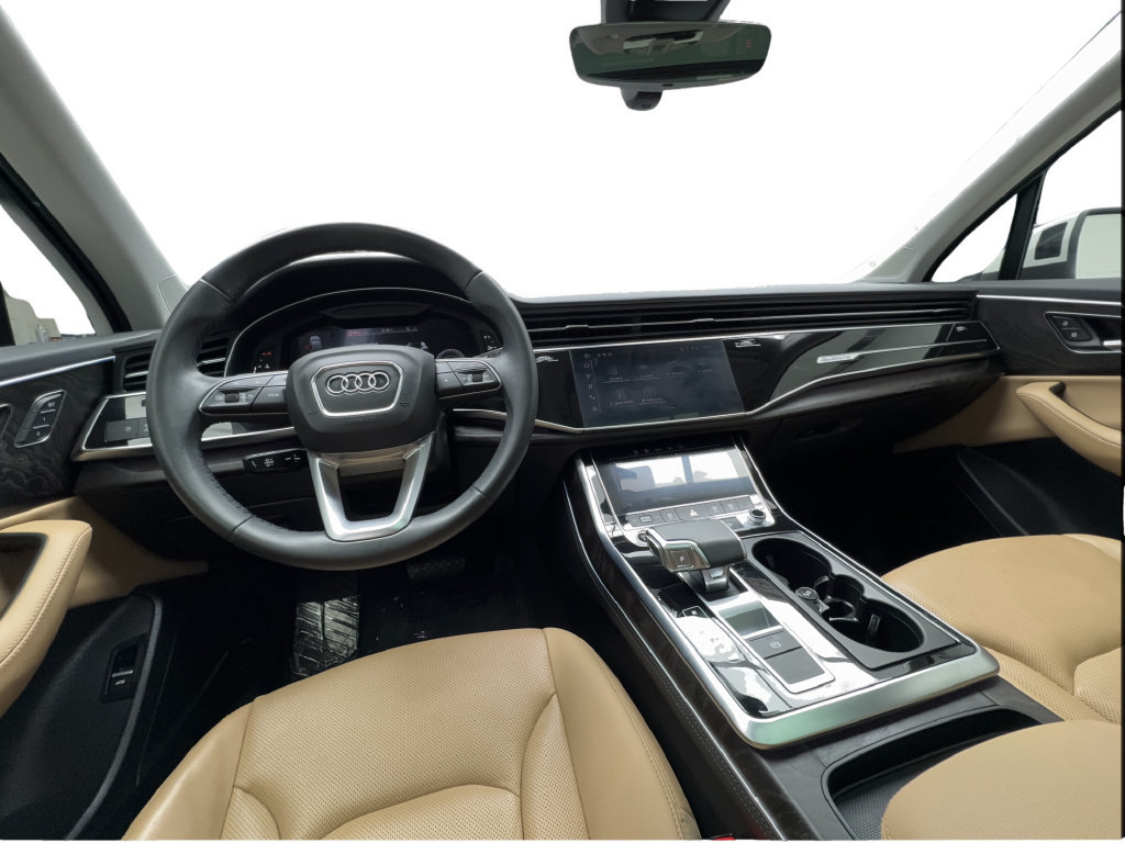 Used 2023 Audi Q7 2.0T Premium Plus w/ Premium Plus Package AWD/4WD image 40