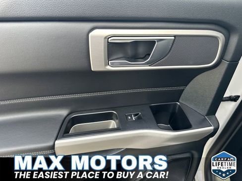 New 2024 Ford Explorer XLT w/ Equipment Group 202A image 14