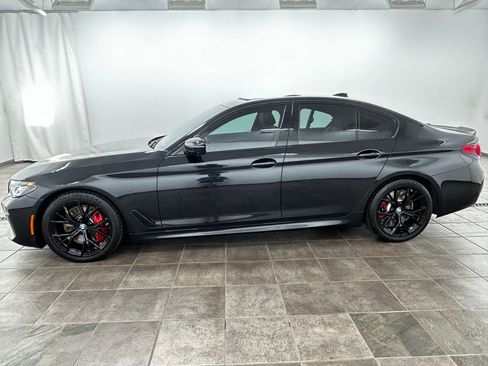 Used 2023 BMW M550i xDrive w/ Executive Package AWD/4WD image 2