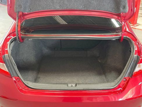 Used 2021 Honda Accord EX image 26
