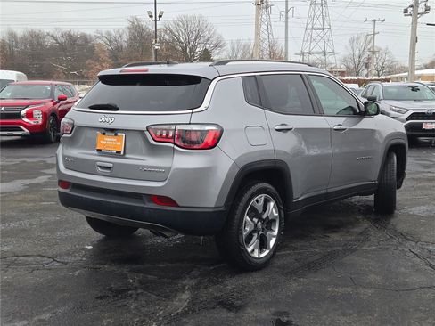 Used 2020 Jeep Compass Limited AWD/4WD image 11