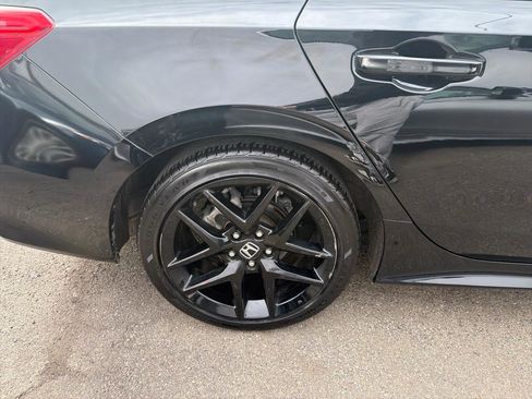 Used 2023 Honda Civic Sport image 5