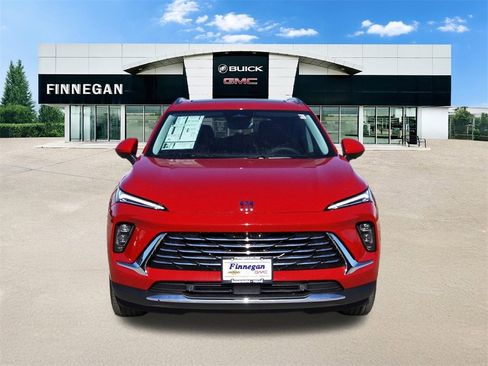 New 2025 Buick Envision Preferred image 2