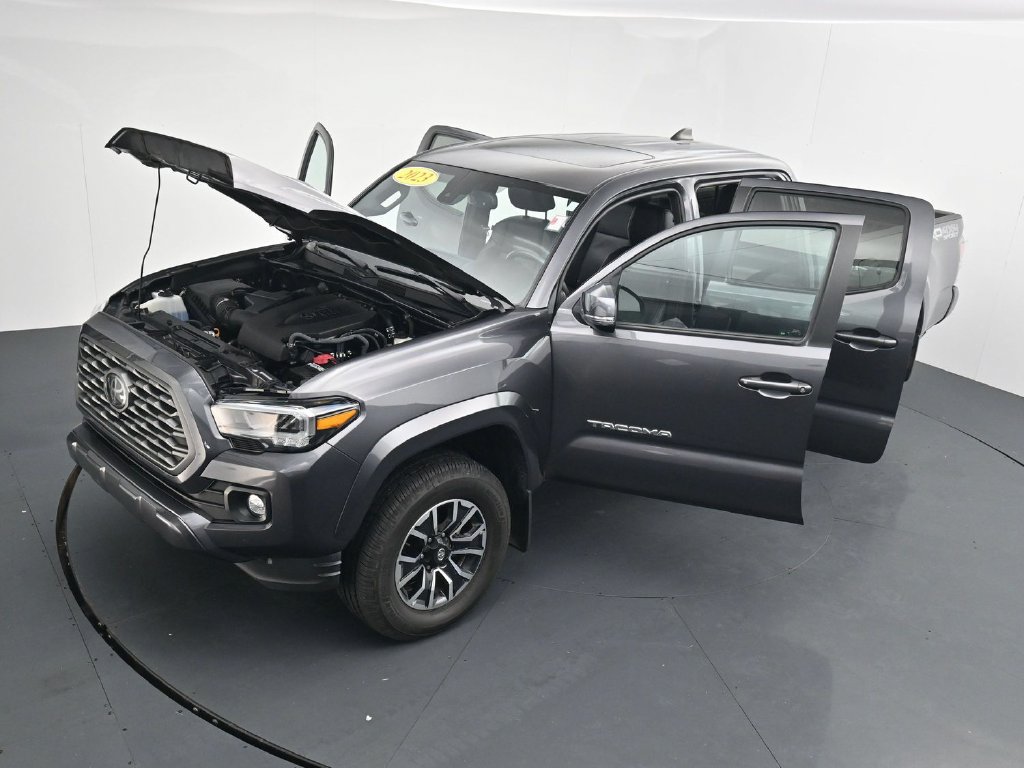 Used 2023 Toyota Tacoma TRD Sport w/ TRD Premium Sport Package AWD/4WD image 40