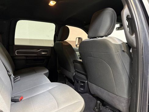 Used 2021 RAM 3500 Big Horn image 66