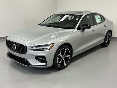 New 2024 Volvo S60 B5 Core w/ Climate Package