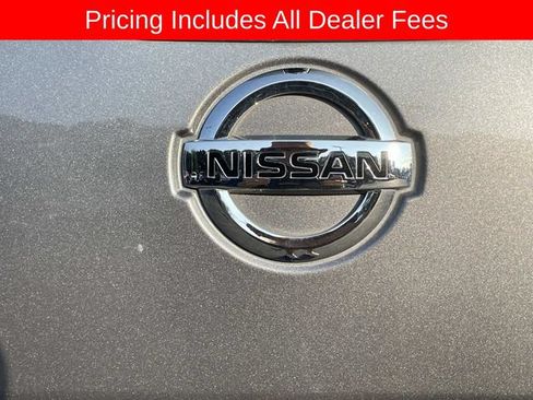 Used 2021 Nissan Titan SV w/ SV Convenience Package AWD/4WD image 11
