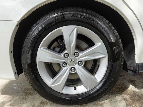 Used 2019 Honda Odyssey EX-L image 9