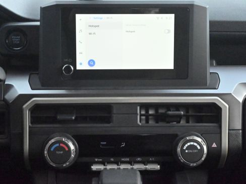 Used 2025 Toyota Tacoma SR5 image 5