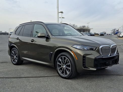 Certified 2024 BMW X5 xDrive40i w/ M Sport Package image 1