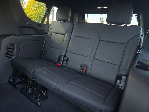 New 2026 Chevrolet Suburban LT w/ Comfort Package image 20