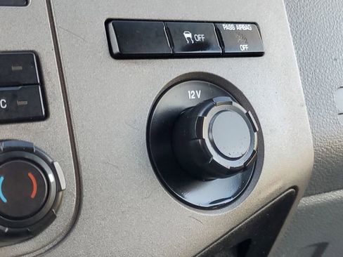 Used 2012 Ford F250 XLT w/ Advanced Security Group image 16