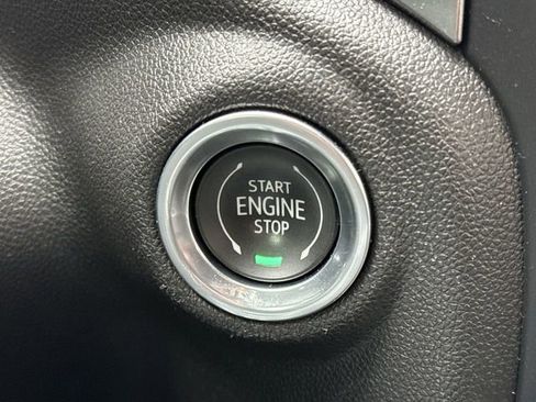 Used 2021 Chevrolet Silverado 1500 LT Trail Boss w/ Convenience Package II image 19