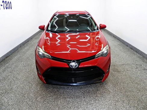 Used 2019 Toyota Corolla LE FWD image 2
