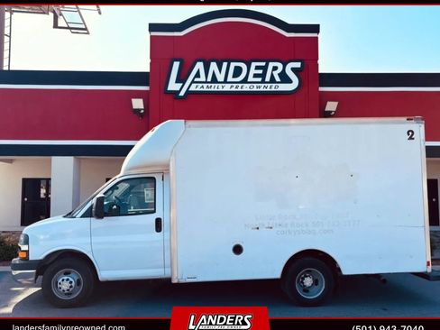 Used 2016 Chevrolet Express 3500 RWD image 1