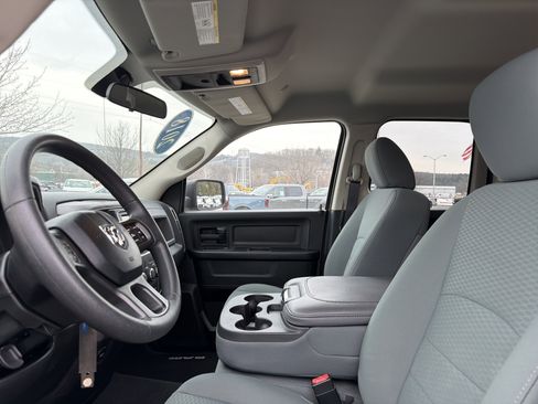 Used 2018 RAM 1500 Express w/ Express Value Package image 12