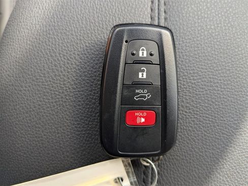 Used 2024 Toyota RAV4 Limited image 25