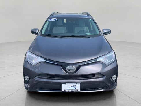 Used 2017 Toyota RAV4 XLE FWD image 3
