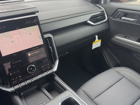 New 2026 GMC Acadia Elevation w/ Elevation Premium Package image 12