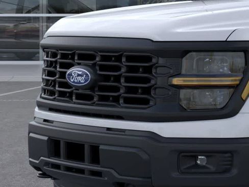 Used 2025 Ford F150 STX w/ Equipment Group 201A FX4 AWD/4WD image 17