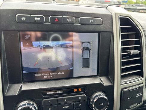 Used 2019 Ford F250 Lariat w/ Lariat Ultimate Package AWD/4WD image 21