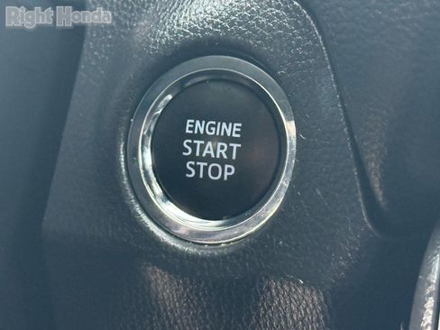 Used 2025 Toyota RAV4 XLE Premium image 24