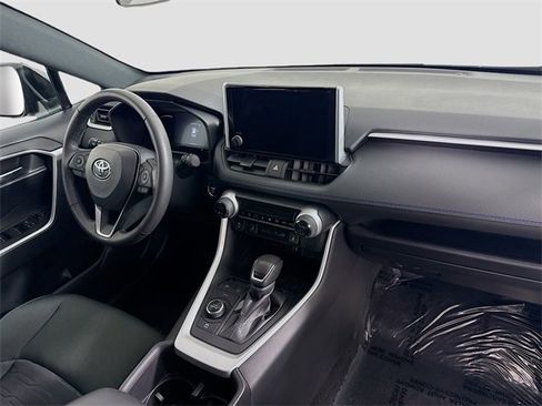 Certified 2024 Toyota RAV4 SE image 29