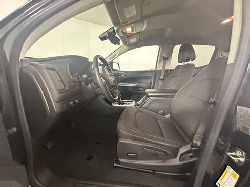 Used 2022 Chevrolet Colorado LT w/ LT Convenience Package AWD/4WD image 11