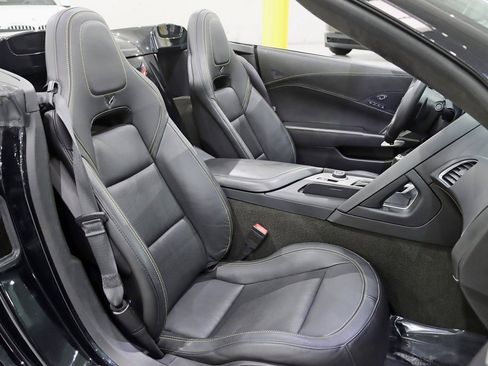 Used 2016 Chevrolet Corvette Stingray Convertible w/ 3LT Preferred Equipment Group image 28