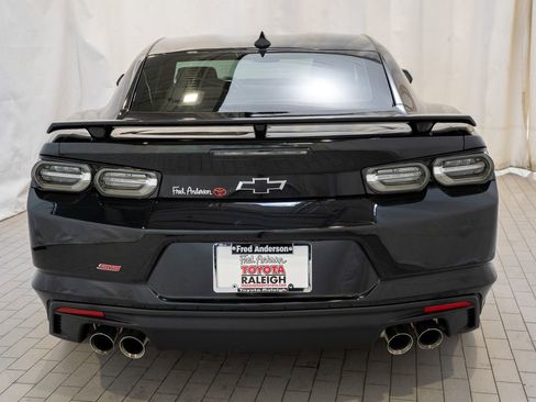 Used 2021 Chevrolet Camaro SS image 6