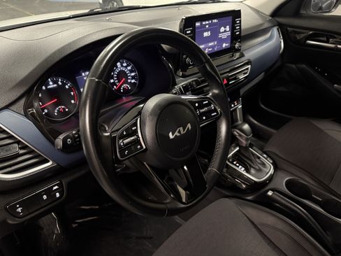 Used 2023 Kia Seltos S image 21