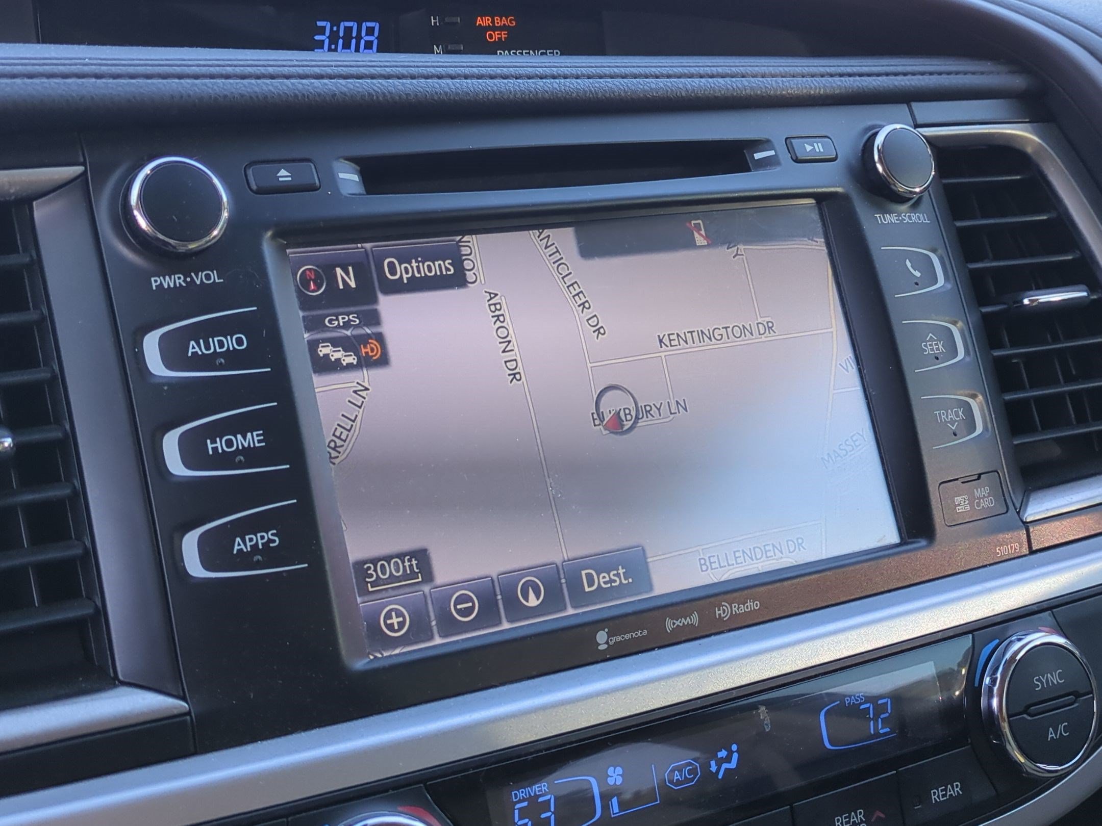 Used 2018 Toyota Highlander XLE AWD/4WD image 22