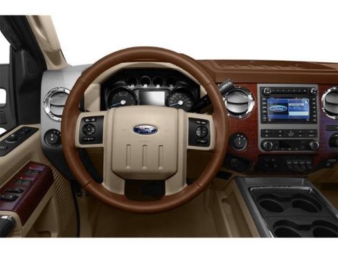Used 2015 Ford F250 Lariat w/ Lariat Ultimate Package AWD/4WD image 2