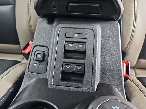 Used 2023 Ford Bronco Wildtrak AWD/4WD image 33