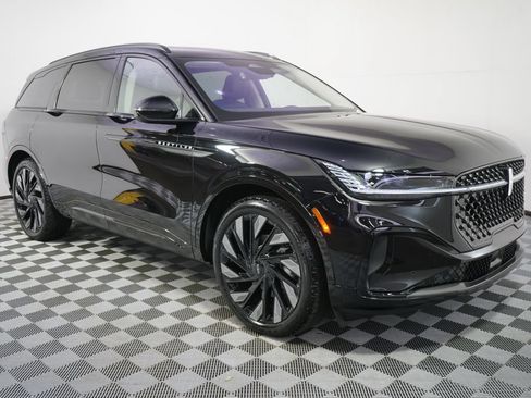 New 2026 Lincoln Nautilus Reserve AWD/4WD image 8