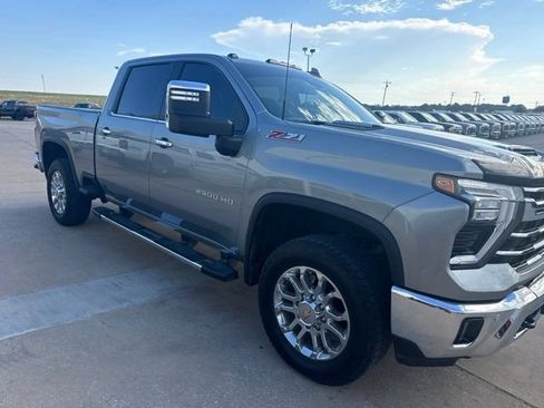 Used 2024 Chevrolet Silverado 2500 LTZ w/ LTZ Convenience Package AWD/4WD image 1