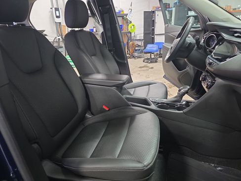 Certified 2023 Buick Encore GX Essence w/ Experience Buick Package image 10