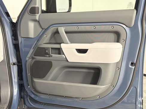 New 2026 Land Rover Defender 110 S image 32