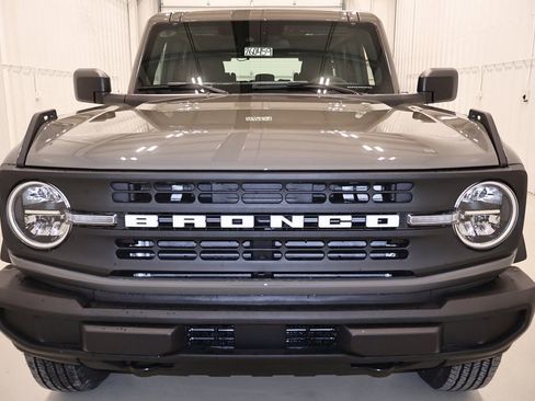 New 2026 Ford Bronco 4-Door AWD/4WD image 4