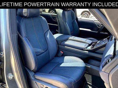 Certified 2026 INFINITI QX80 4WD w/ Sport Exterior Package image 9