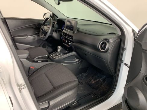 Used 2023 Hyundai Kona SEL image 35