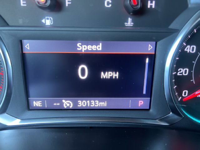 Used 2023 Chevrolet Traverse LT AWD/4WD image 23