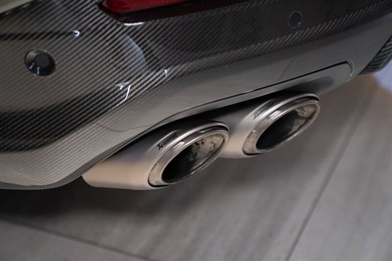 Used 2023 Lamborghini Urus Performante AWD/4WD image 37